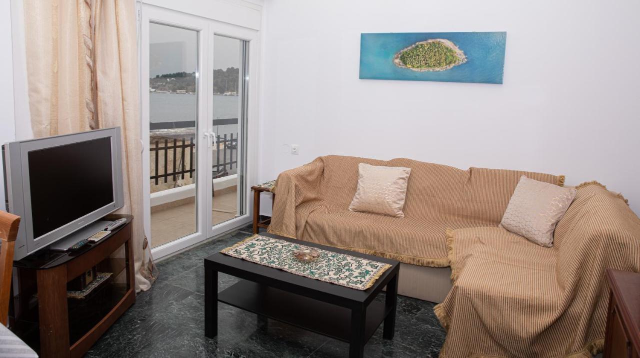 White Heaven Apartment Lakkíon Exterior photo